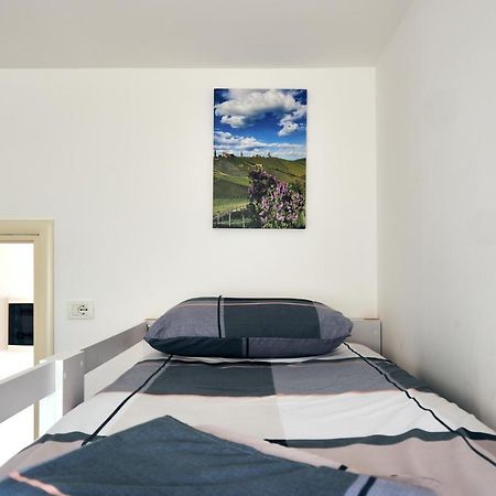 Central Beach Apartment ساراندا المظهر الخارجي الصورة