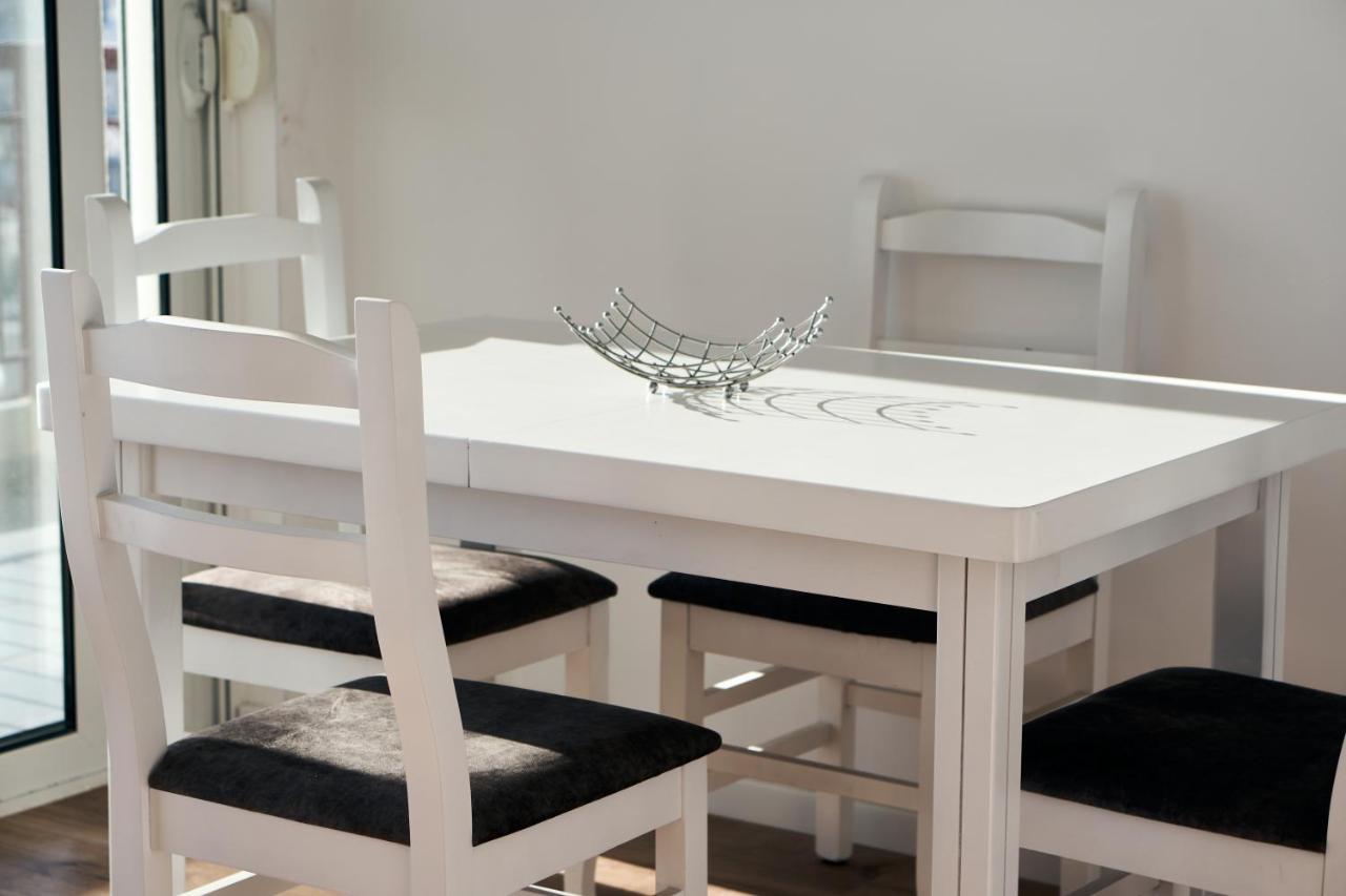 Central Beach Apartment ساراندا المظهر الخارجي الصورة