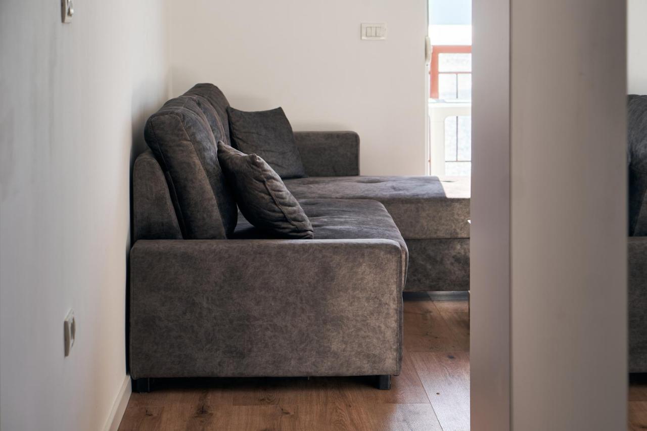 Central Beach Apartment ساراندا المظهر الخارجي الصورة
