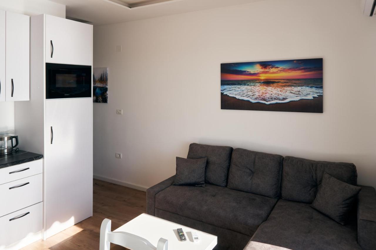 Central Beach Apartment ساراندا المظهر الخارجي الصورة